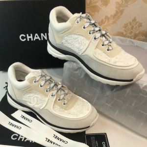 シャネル最新トレンドコーデおすすめ CHANEL機能性が良くブランド新品 ランニングシューズ 20202020秋冬のファッション