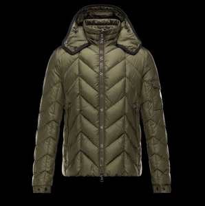 2020秋冬 MONCLER モンクレール 大人のおしゃれに ダウンジャケット