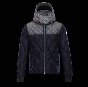 2020秋冬 MONCLER モンクレール美品 ダウンジャケット