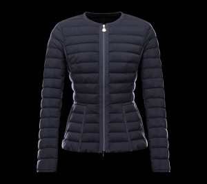 2020秋冬 希少 MONCLER モンクレール ダウンジャケット