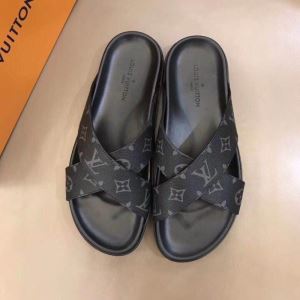 夏の王道　適度な上品さ サンダル ルイ ヴィトン LOUIS VUITTON 2020春夏も引き続き人気セール オシャレ上級者に