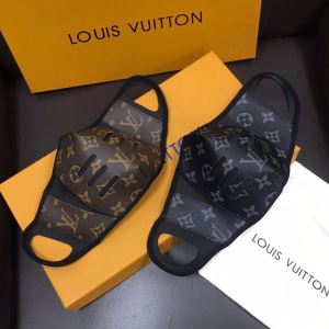 LOUIS VUITTON 普段使いにも最適なアイテム2色可選 ルイ ヴィトン ...