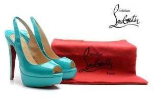 入手困難 2020 Christian Louboutin クリスチャンルブタンパンプス
