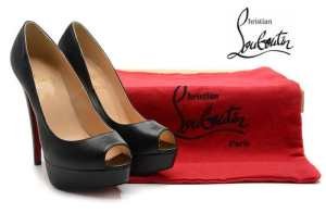 高級感演出 2020 Christian Louboutin クリスチャンルブタンパンプス