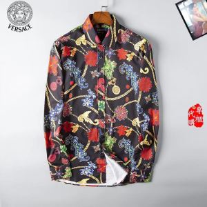 今期のトレンド定番アイテムVERSACE 2020春夏トレンドアイテム シャツ ...