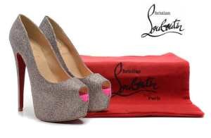 SALE開催 2020 Christian Louboutin クリスチャンルブタンパンプス