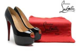 2020 Christian Louboutin クリスチャンルブタンパンプス