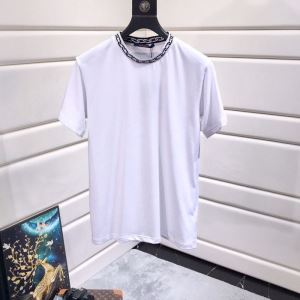 2色可選 半袖Tシャツ 海外限定ライン ルイ ヴィトン 使いやすい新品 LOUIS VUITTON 世界共通のアイテム