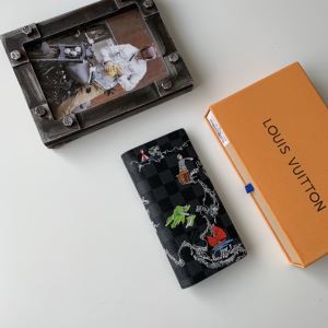 20202020秋冬のファッション ルイ ヴィトン 今季トレンド新作はこれ LOUIS VUITTON 財布ウォレット 秋冬に大注目のカラー