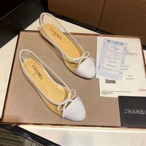 超人気美品 シャネル軽い履き心地 CHANEL ローヒール 2色可選 2020年...