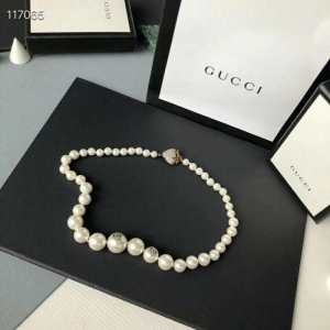 グッチ GUCCI ネックレス 着心地も抜群大人のカジュアルスタイル 2020年秋冬新色続々登場
