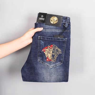 2020ss VERSACE ジーンズ スタイリッシュ感