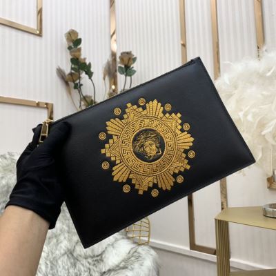 VERSACE ヴェルサーチェ ビジネスケース/セカンドバッグ 高品質素材