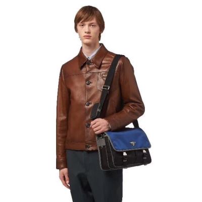 PRADA プラダ ショルダーバッグ 欧米韓流/雑誌 安心と信頼のお取引