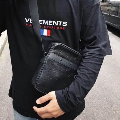 M44972 LOUIS VUITTON ルイヴィトン ショルダーバッグ 売れ筋のいい SALE開催
