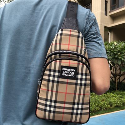 ★安心★追跡付 BURBERRY バーバリー ショルダーバッグ 目を引く