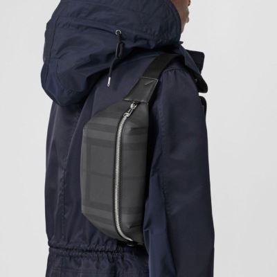 SALE開催 BURBERRY バーバリー ウエストバッグ、チェストバッグ 売れ筋のいい