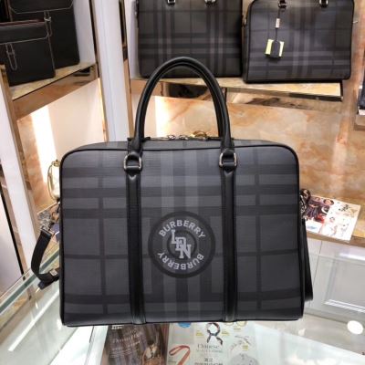 SALE開催BURBERRY バーバリー 手持ち&ショルダー掛け 売れ筋のいい 