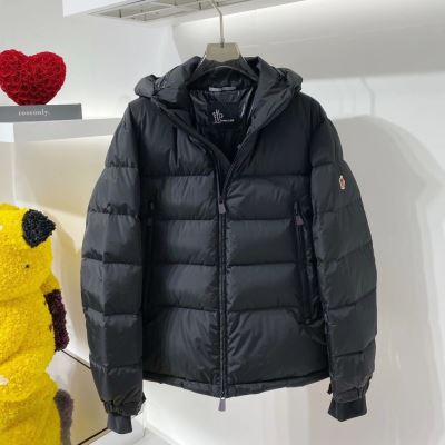 MONCLER モンクレール 2020ss ダウンジャケット メンズ 防風性にも優れた