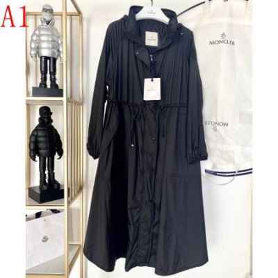 MONCLER モンクレール レディース ダウンジャケット 2020ss 程よい光沢感がある