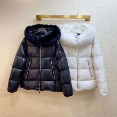 MONCLER モンクレール レディース ダウンジャケット 2020ss 優しくボーディを包んでくれる