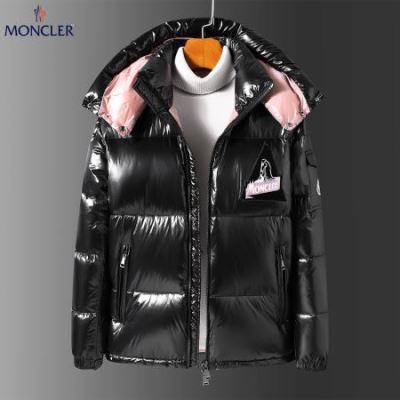 MONCLER モンクレール 2020ss ダウンジャケット メンズ においが無い