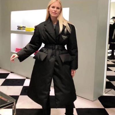 PRADA プラダ 綿服/ダウンジャケット 新作登場