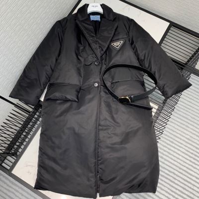 PRADA プラダ 綿服/ダウンジャケット ◆モデル愛用◆