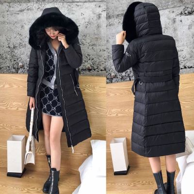 BURBERRY バーバリー 綿服/ダウンジャケット 入手困難 シルエットを引き...