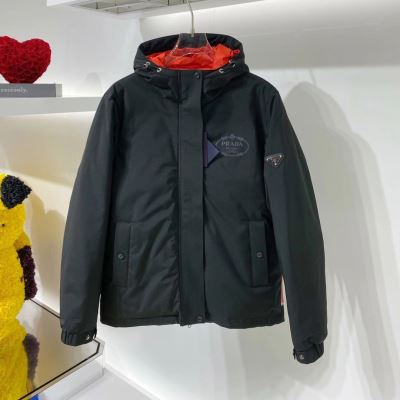 PRADA プラダ 綿服/ダウンジャケット ★安心★追跡付 贈り物にも◎
