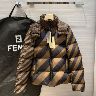  FENDI フェンデイ 綿服/ダウンジャケット お買得 人気商品