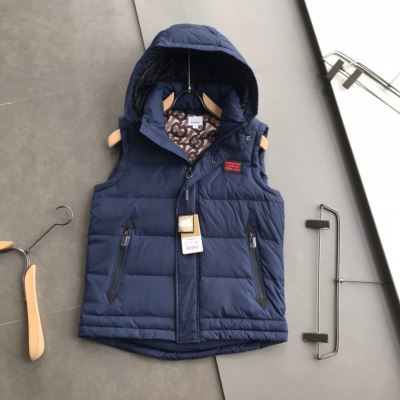  BURBERRY バーバリー 綿服/ダウンジャケット カジュアルに着こなせるデザイン ～希少