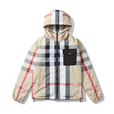  BURBERRY バーバリー 綿服/ダウンジャケット 優しくボーディを包んでくれる ～希少
