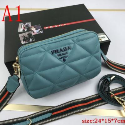 プラダ PRADA ★安心★追跡付 肩掛けバッグ / ワンショルダーバッグ 新作...