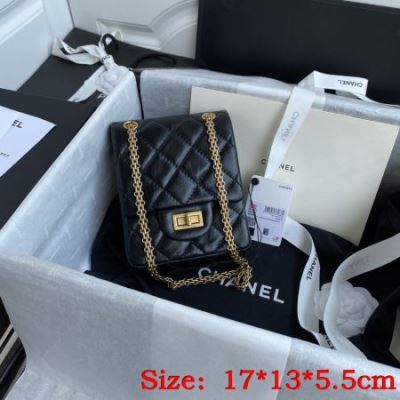 シャネル CHANEL ★安心★追跡付 手持ち&ショルダー掛け 今年も人気 完売間近