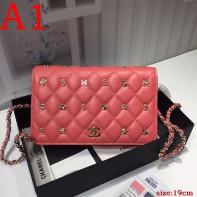 シャネル CHANEL ★安心★追跡付 肩掛けバッグ / ワンショルダーバッグ 今年も人気 激レア 入手困難