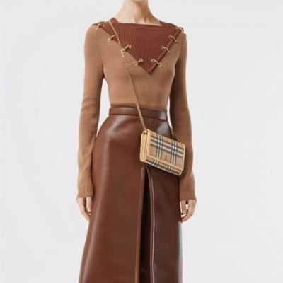 バーバリー BURBERRY ★安心★追跡付 肩掛けバッグ / ワンショルダーバッグ 今年も人気 セール価格