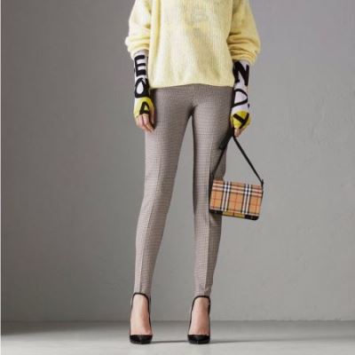 バーバリー BURBERRY ★安心★追跡付 肩掛けバッグ / ワンショルダーバッグ 今年も人気 日本即完売予想