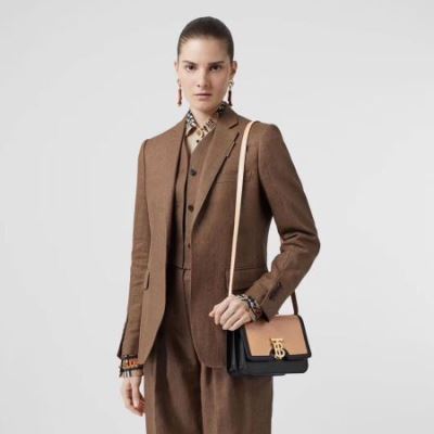 バーバリー BURBERRY ★安心★追跡付 肩掛けバッグ / ワンショルダーバッグ/ポーチ 今年も人気