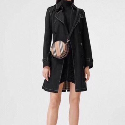 バーバリー BURBERRY ★安心★追跡付 肩掛けバッグ / ワンショルダーバッグ/ポーチ 最新商品即完売 人気話題