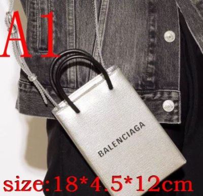バレンシアガ BALENCIAGA ★安心★追跡付 手持ち&ショルダー掛け 質感に満足
