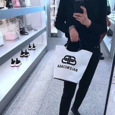 バレンシアガ BALENCIAGA ★安心★追跡付 手持ち&ショルダー掛け 今年買い足したい！