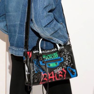 バレンシアガ BALENCIAGA ★安心★追跡付 手持ち&ショルダー掛け トップトレンド2021