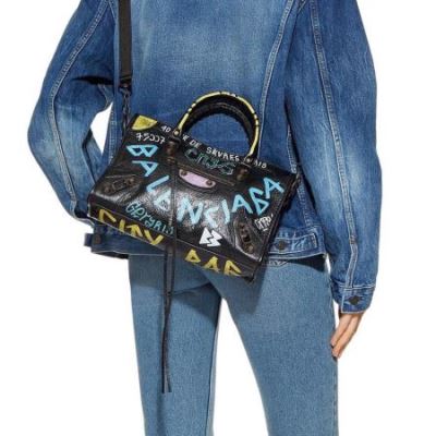 バレンシアガ BALENCIAGA ★安心★追跡付 手持ち&ショルダー掛け 履き心地抜群