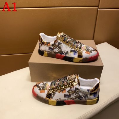 カジュアルシューズ/スニーカー ヴェルサーチ VERSACE 今年も人気 人気新商品