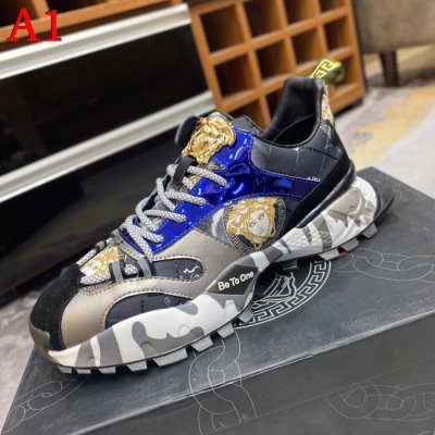 カジュアルシューズ/スニーカー ヴェルサーチ VERSACE 今年も人気 期間限定価格