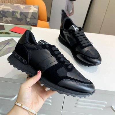 カジュアルシューズ/スニーカー ヴァレンティノ VALENTINO 今年も人気 完売必須☆お早めに