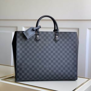 エレガントな雰囲気 ルイ ヴィトン LOUIS VUITTON おしゃれな人が持っている ビジネスバッグ