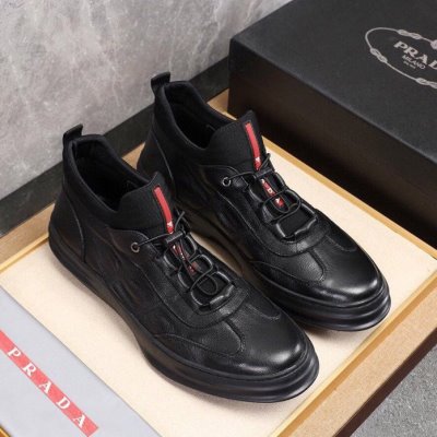 カジュアルシューズ/スニーカー プラダ PRADA スニーカー 人気新商品 オンライン限定商品