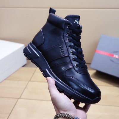 カジュアルシューズ/スニーカー プラダ PRADA スニーカー 人気確定 激レア 入手困難